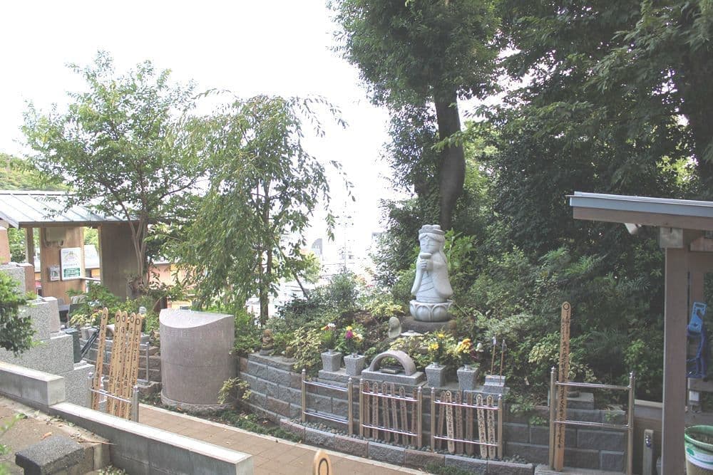 戸塚花観音墓苑